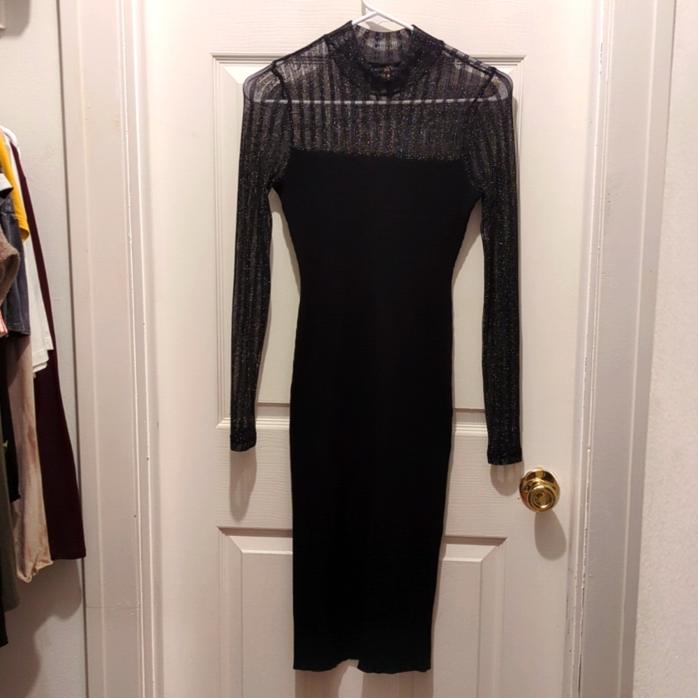 Women's fitted black dress